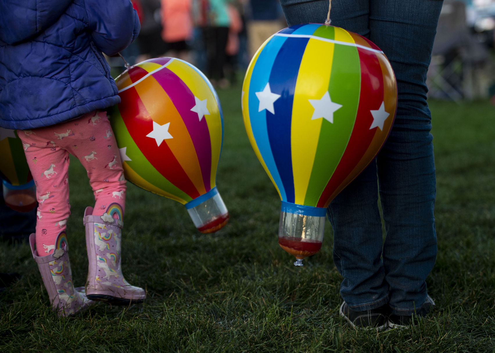 090219-news-liftoffballoons 32.jpg